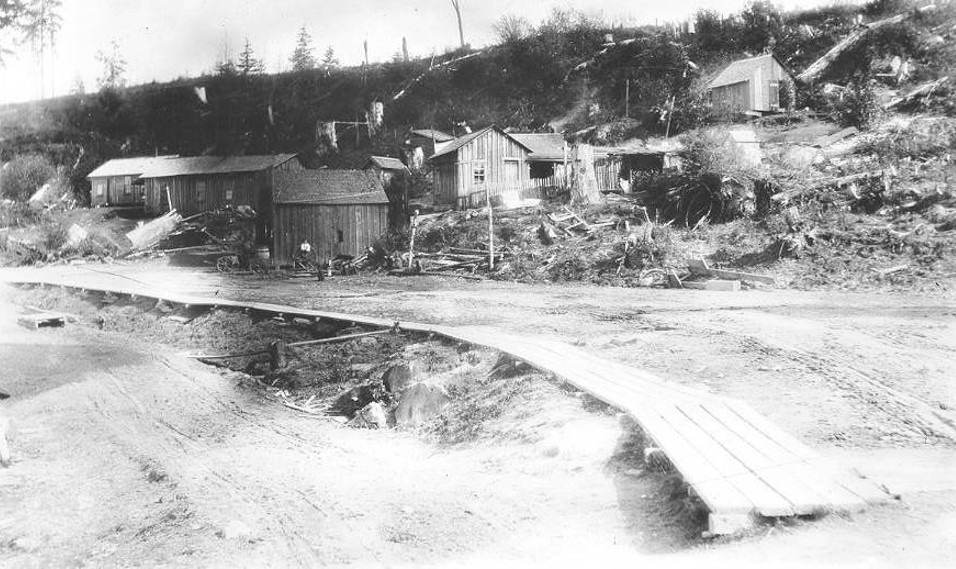 Bay Street Looking East Along Board Walk